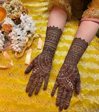 Synchronized Wedding Mehndi